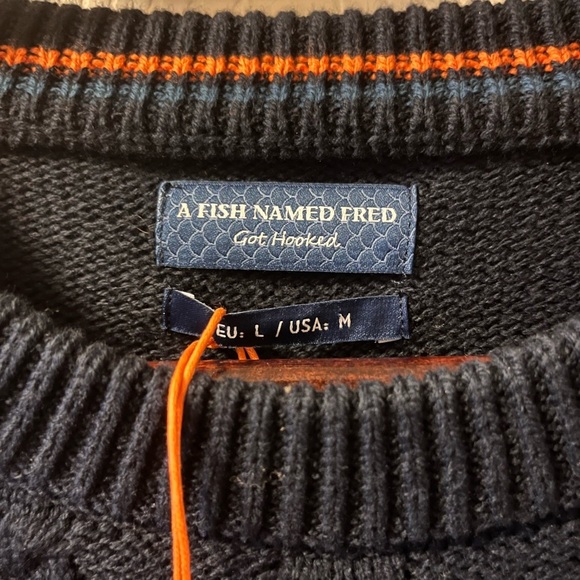 A Fish Named Fred Cable Pullover Sweater Navy Mens Medium Brand New NWT - Picture 4 of 11